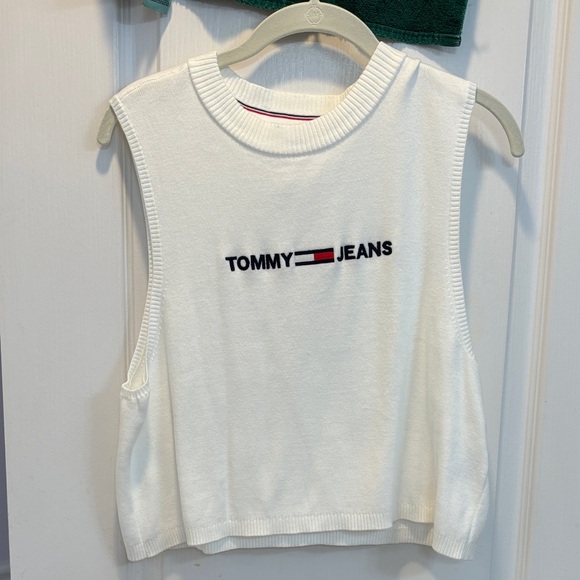 Tommy Hilfiger White Muscle Tee - Picture 1 of 4